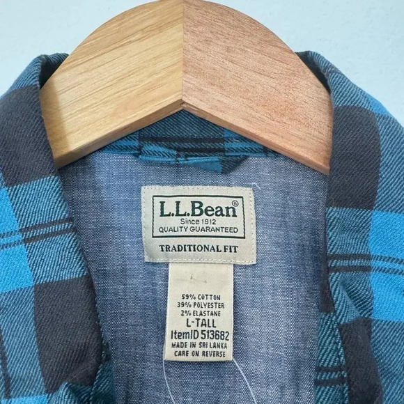 LL Bean Navy Blue Plaid Twill Button Shirt Traditional Fit L - Picture 3 of 11